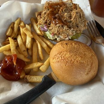 Cowboy Bar & Grill - Sloppy Jed sandwich on a gluten-free bun - Barbeque Near Me - Felton, California Cowboy Bar & Grill - Sloppy Jed sandwich on a gluten-free bun - Barbeque Near Me - Felton, California