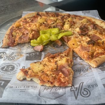 MKT - Aloha pizza - Gastropubs Near Me - Edmonton, Alberta MKT - Aloha pizza - Gastropubs Near Me - Edmonton, Alberta