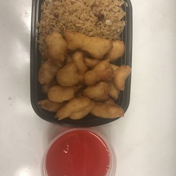 China Wok - a container of fried chicken and rice with a side of ketchup - Chinese Near Me - Maple Heights, Ohio China Wok - a container of fried chicken and rice with a side of ketchup - Chinese Near Me - Maple Heights, Ohio