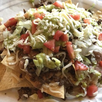 El Taco Llama - Nachos con Carne ($8.75) - Mexican Near Me - Newhall, California