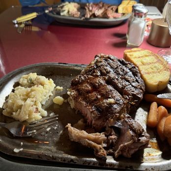 Dad's Bar & Steakhouse - Steakhouses Near Me - Thayne, Wyoming