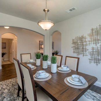 Stonehollow Homes - Dining room of Creekview Meadows home located in Pilot Point, Texas - General Contractors Near Me - McKinney, Texas Stonehollow Homes - Dining room of Creekview Meadows home located in Pilot Point, Texas - General Contractors Near Me - McKinney, Texas
