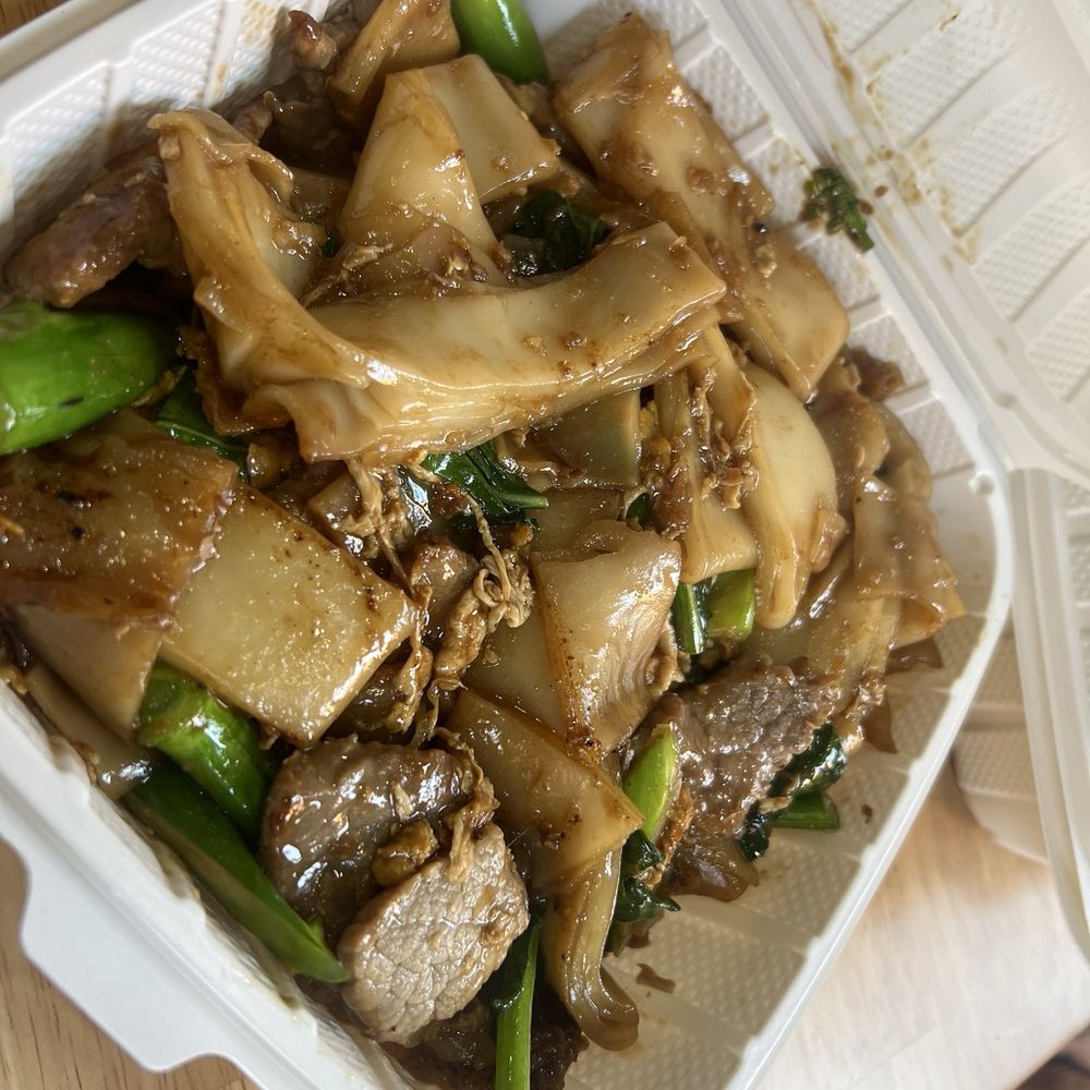 Johnny Wokker Downtown - Pad See Ew was delicious. Will definitely get it - Asian Fusion Near Me - Stockton, California Johnny Wokker Downtown - Pad See Ew was delicious. Will definitely get it - Asian Fusion Near Me - Stockton, California