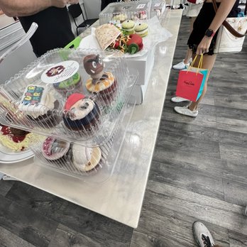 Mia Cake House - Cooking Schools Near Me - Deerfield Beach, Florida