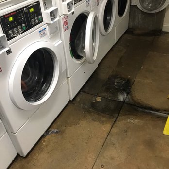 The Jeffries Lofts - Closer look, sent to management but took weeks or months to clean. Smell still lingers - Apartments Near Me - Los Angeles, California
