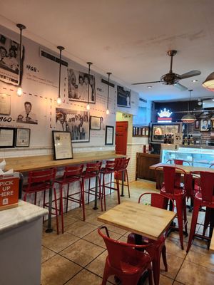 F. Ottomanelli Burgers and Belgian Fries by null F. Ottomanelli Burgers and Belgian Fries by null