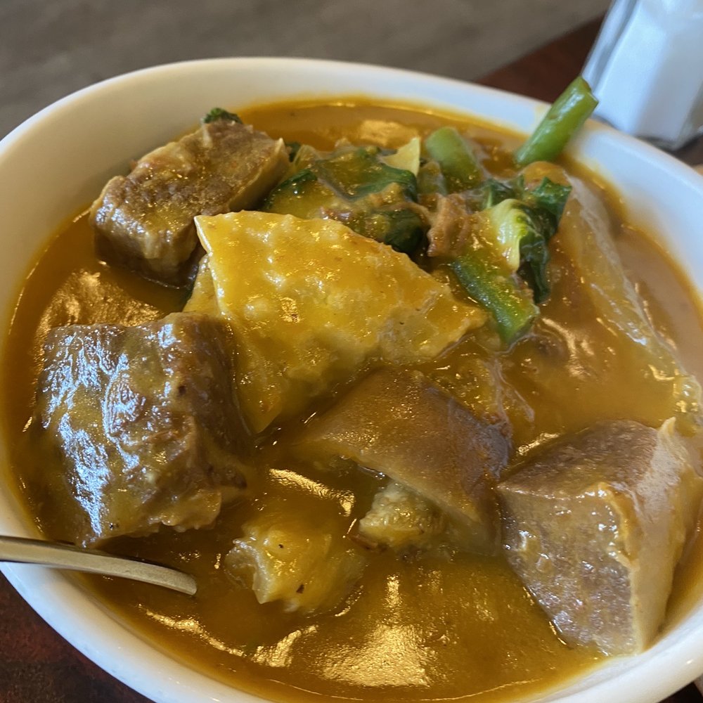 Kumare Restaurant & Bakery - Beef Kare Kare - Filipino Near Me - Delta, British Columbia Kumare Restaurant & Bakery - Beef Kare Kare - Filipino Near Me - Delta, British Columbia