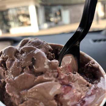 Magic Fountain - Ice Cream & Frozen Yogurt Near Me - Mattituck, New York