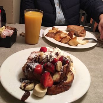 The Paramount - Breakfast & Brunch Near Me - Boston, Massachusetts The Paramount - Breakfast & Brunch Near Me - Boston, Massachusetts