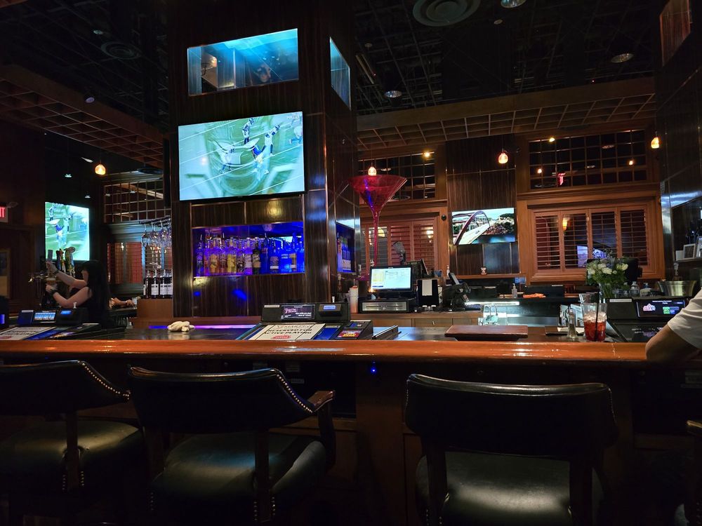 The Martini - Photo 2