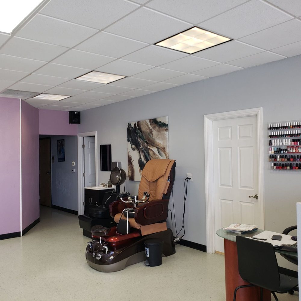 Serenity Salon & Spa - Manicure/Pedicure area - Waxing Near Me - El Paso, Texas Serenity Salon & Spa - Manicure/Pedicure area - Waxing Near Me - El Paso, Texas