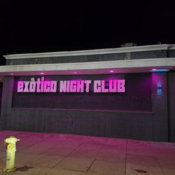 Exótico Nightclub - Outside entry