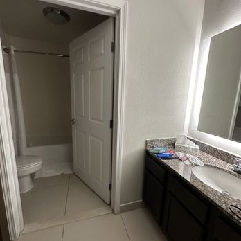 Residence Inn by Marriott Deptford - Bathroom - Hotels Near Me - Deptford, New Jersey Residence Inn by Marriott Deptford - Bathroom - Hotels Near Me - Deptford, New Jersey