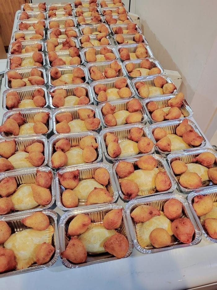 EXCLUSIVE AFRO CAKES & CHOPS Updated September 2024 98 Photos Toronto, Ontario Custom