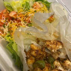 Wing Boys - Grilled chicken salad