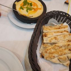 Sultanahmet Fish House - The Dutch family next to us liked their meal so much they decided to return tomorrow