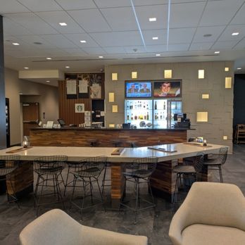 Courtyard by Marriott Tampa Northwest/Veterans Expressway - Courtyard Tampa Northwest/Veterans Expressway - Hotels Near Me - Tampa, Florida