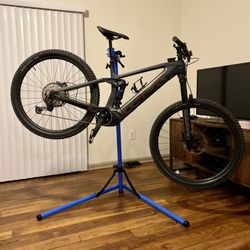 Trek Bicycle Bee Cave - 2022 Trek Rail 9.7