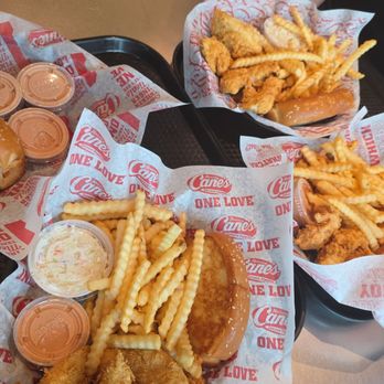 Raising Cane's Chicken Fingers - Chicken Shop Near Me - Seattle, Washington Raising Cane's Chicken Fingers - Chicken Shop Near Me - Seattle, Washington