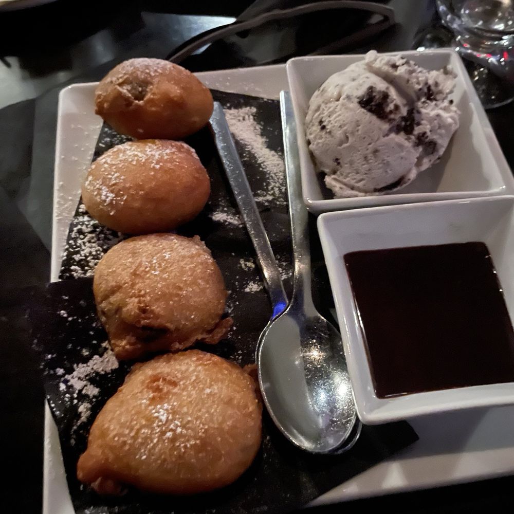 Irvine Improv - Fried Oreos with Cookies n Cream Ice Cream and Chocolate Syrup - 5/5 stars - Comedy Clubs Near Me - Irvine, California Irvine Improv - Fried Oreos with Cookies n Cream Ice Cream and Chocolate Syrup - 5/5 stars - Comedy Clubs Near Me - Irvine, California