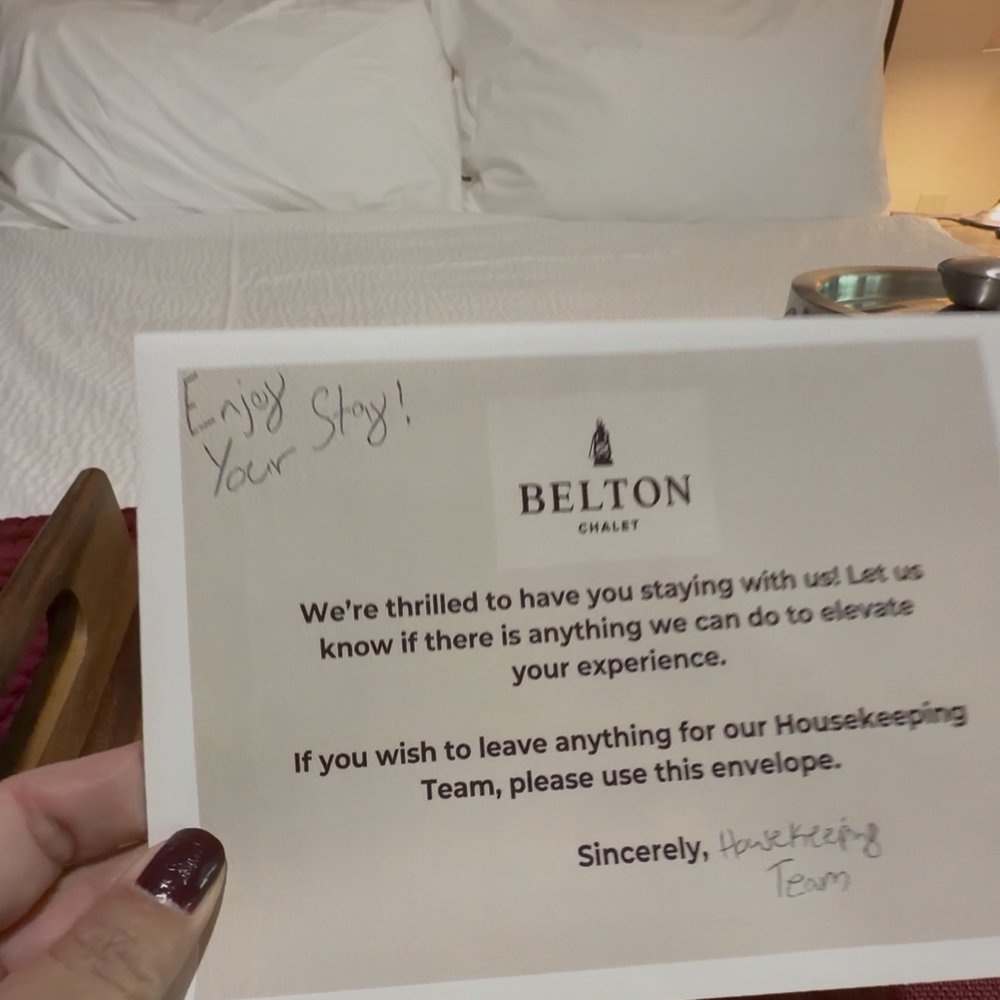 Belton Chalet - Hotels Near Me - West Glacier, Montana