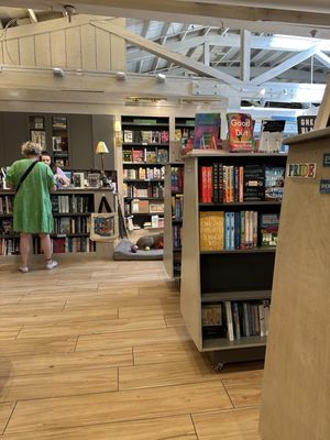 The Garden District Book Shop by null