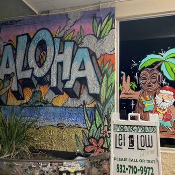 Lei Low - Outside - Cocktail Bars Near Me - Houston, Texas