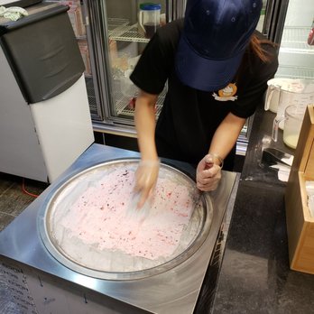 U-Crew Thai Creamery & Tea - Thai ice cream rolls in the making! - Bubble Tea Near Me - Corona, New York U-Crew Thai Creamery & Tea - Thai ice cream rolls in the making! - Bubble Tea Near Me - Corona, New York