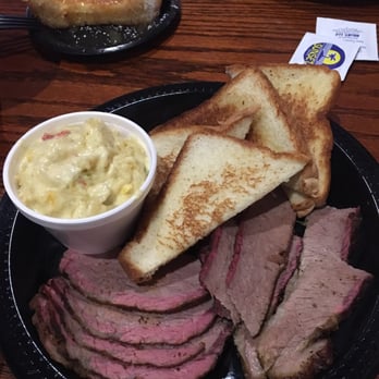 Frasher's Smokehouse - Two meat combo with brisket and tri-tip. Comes with toast but not the pictured Mac and cheese, which is an extra side. - Barbeque Near Me - Phoenix, Arizona Frasher's Smokehouse - Two meat combo with brisket and tri-tip. Comes with toast but not the pictured Mac and cheese, which is an extra side. - Barbeque Near Me - Phoenix, Arizona