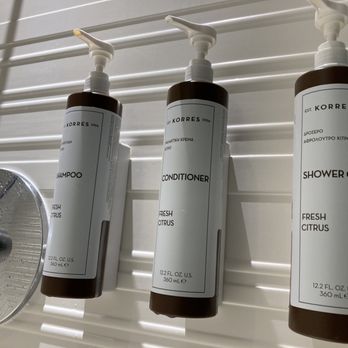 AC Hotel Irvine - Bath amenities in the King Balcony room - Hotels Near Me - Irvine, California