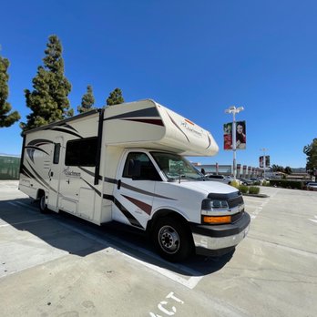 Coyote RV Rentals - RV Rental Near Me