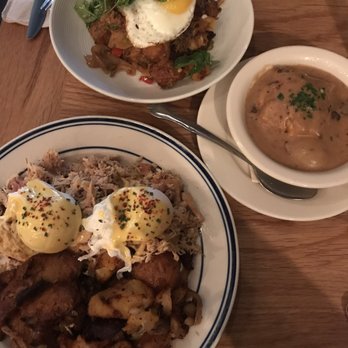 Sweet Chick - Egg Benny, Biscuits and Gravy (mushroom) and southern style veggies - Southern Near Me - New York, New York Sweet Chick - Egg Benny, Biscuits and Gravy (mushroom) and southern style veggies - Southern Near Me - New York, New York