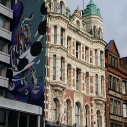 Belfastology Walking Tours - Belfastology StreetArt and Architectural Walking TOurs