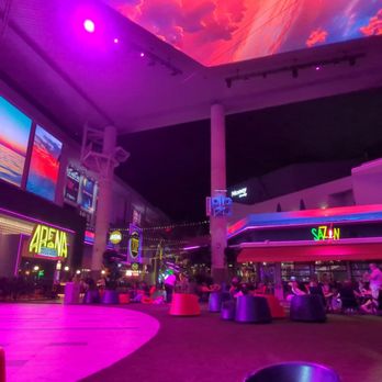 Distrito T-Mobile - The hangout - Venues & Event Spaces Near Me - San Juan, Puerto Rico Distrito T-Mobile - The hangout - Venues & Event Spaces Near Me - San Juan, Puerto Rico