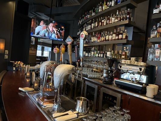 Duke's Seafood South Lake Union by null