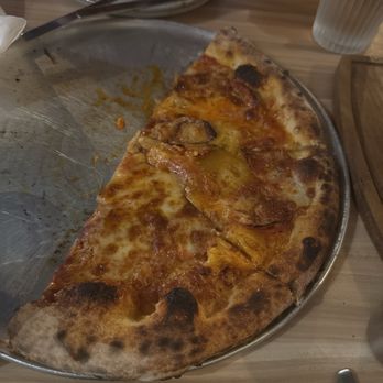 La Santurcina - Tropi-pepperoni with their house marinara. - Pizza Near Me - San Juan, Puerto Rico La Santurcina - Tropi-pepperoni with their house marinara. - Pizza Near Me - San Juan, Puerto Rico