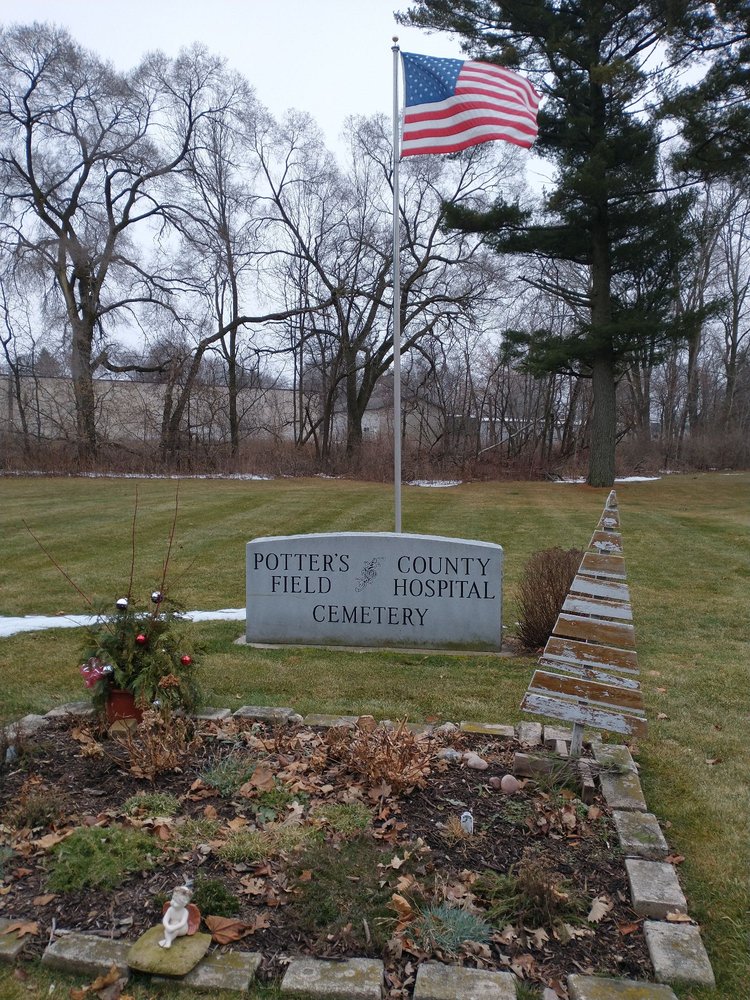 POTTER’S FIELD CEMETERY Updated June 2024 12 Photos 3811 Meadow