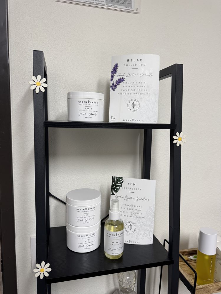 CarleighJeanSkinCare Logo