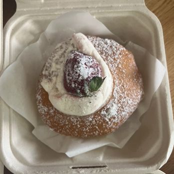 Bruin Buzz - strawberry donut - Coffee & Tea Near Me - Los Angeles, California Bruin Buzz - strawberry donut - Coffee & Tea Near Me - Los Angeles, California