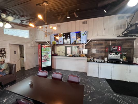 Lazeez Mediterranean cafe by null