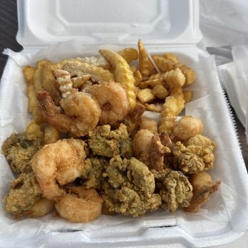 Mr Snappers Fish & Chicken - Shrimp and oyster - Chicken Wings Near Me - Brunswick, Georgia Mr Snappers Fish & Chicken - Shrimp and oyster - Chicken Wings Near Me - Brunswick, Georgia