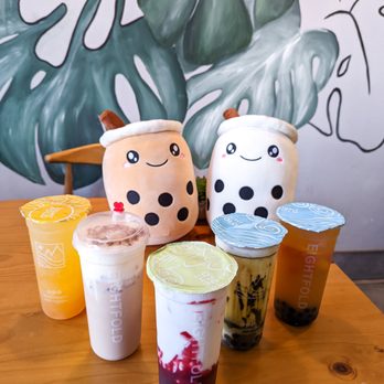 Eightfold Tea Shoppe - boba rainbow + the boba plushies i brought - Bubble Tea Near Me - Costa Mesa, California Eightfold Tea Shoppe - boba rainbow + the boba plushies i brought - Bubble Tea Near Me - Costa Mesa, California
