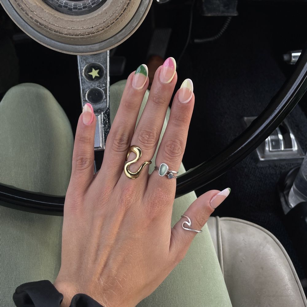 La Chic Nails - Acrylic nails with dip and gel design - Nail Salons Near Me - Middletown, Rhode Island La Chic Nails - Acrylic nails with dip and gel design - Nail Salons Near Me - Middletown, Rhode Island