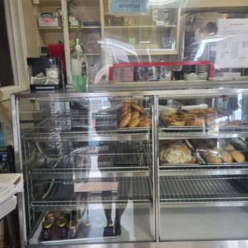 Four Sisters Bakery - Caterers Near Me - Wailuku, Hawaii Four Sisters Bakery - Caterers Near Me - Wailuku, Hawaii