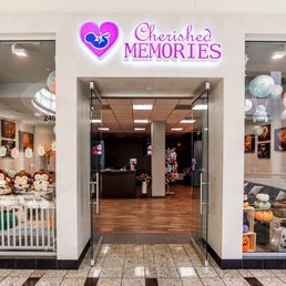Stunning sign build curtesy of Signvertise.  Thank you Maria and Douglas!