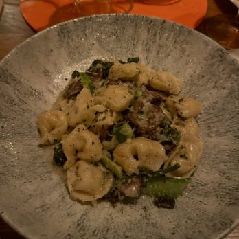 Earls Kitchen + Bar - Truffle Tortellini - Cocktail Bars Near Me - Honolulu, Hawaii Earls Kitchen + Bar - Truffle Tortellini - Cocktail Bars Near Me - Honolulu, Hawaii