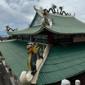 Cebu Taoist Temple - Walking Tours Near Me - Cebu City, CEB