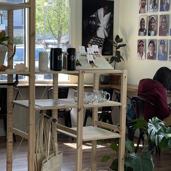 Pachamama Coffee - Inside - Coffee & Tea Near Me - Davis, California Pachamama Coffee - Inside - Coffee & Tea Near Me - Davis, California