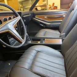 Countryside Classics - 1977 Pontiac Grand Prix
Vehicle Inspection/Assess Vehicle for Repairs and give estimate for restoration...