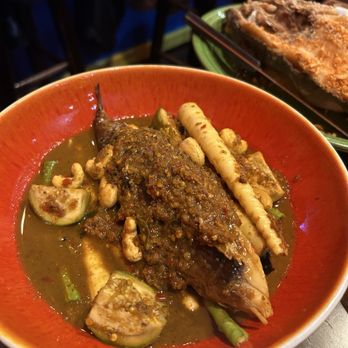 Hungry Thirsty - Thai Near Me - Brooklyn, New York